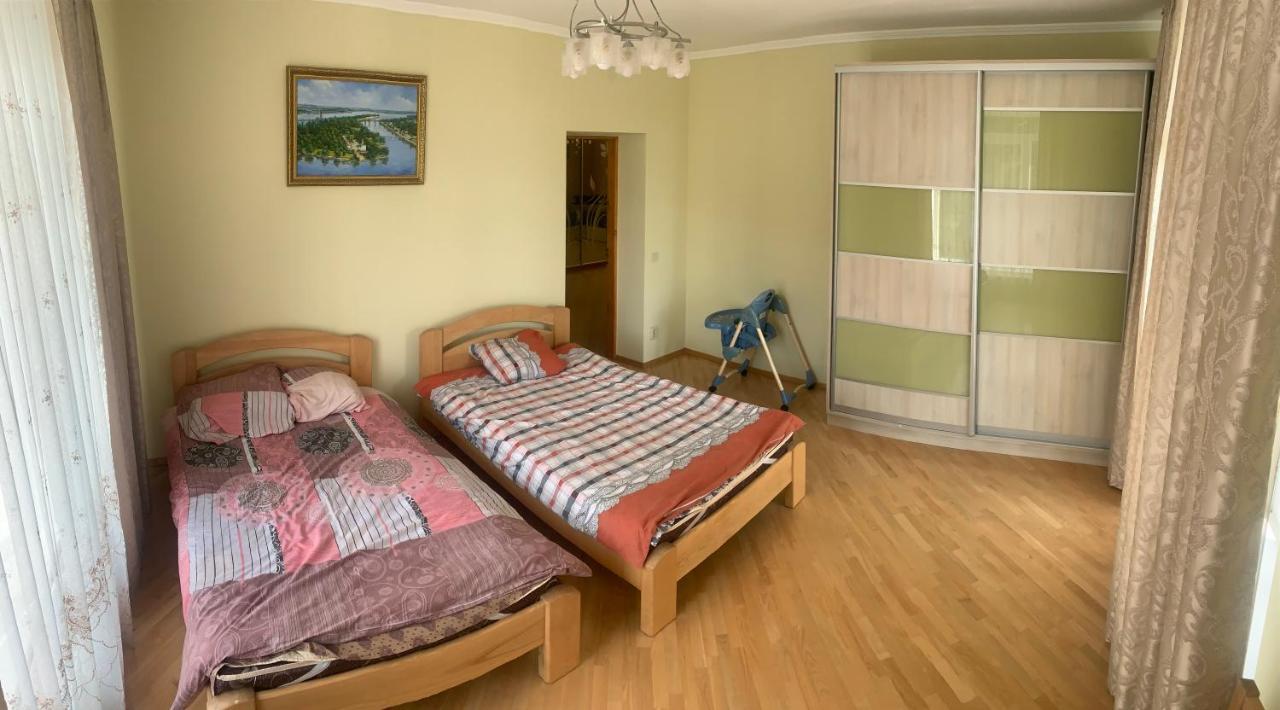 Guest House Dvir Pysanka Kosiv Eksteriør bilde
