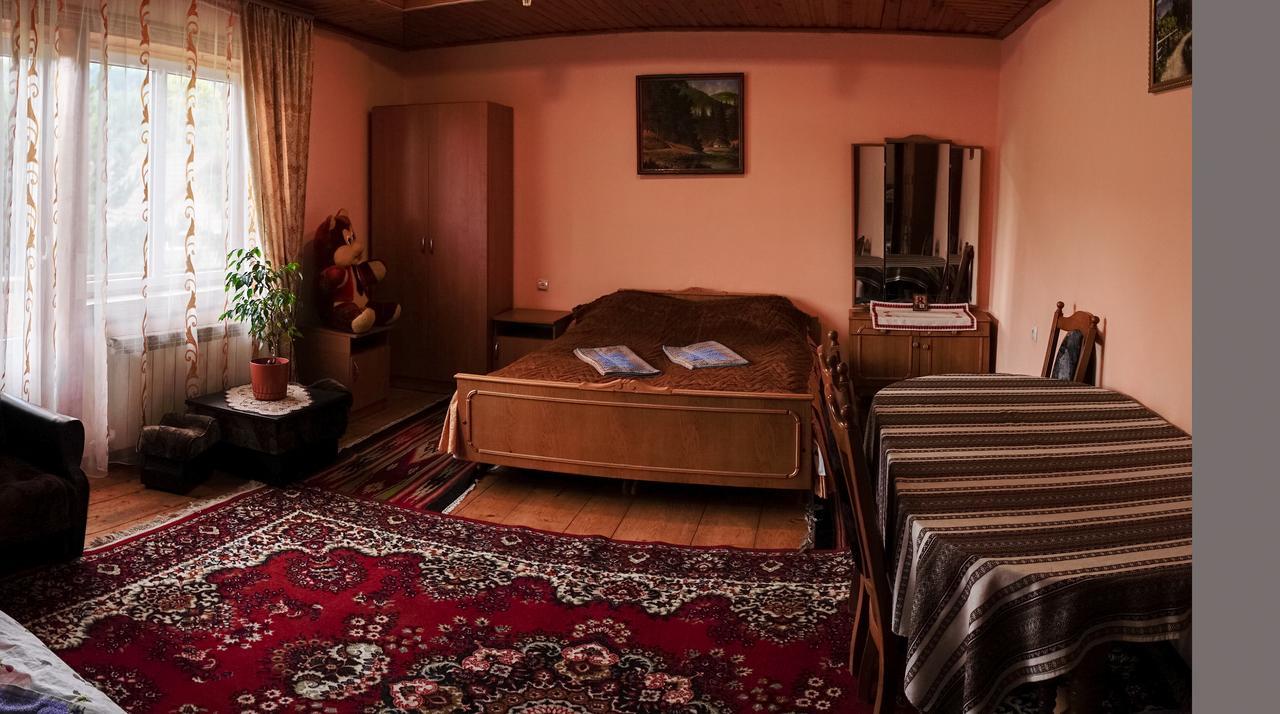 Guest House Dvir Pysanka Kosiv Eksteriør bilde
